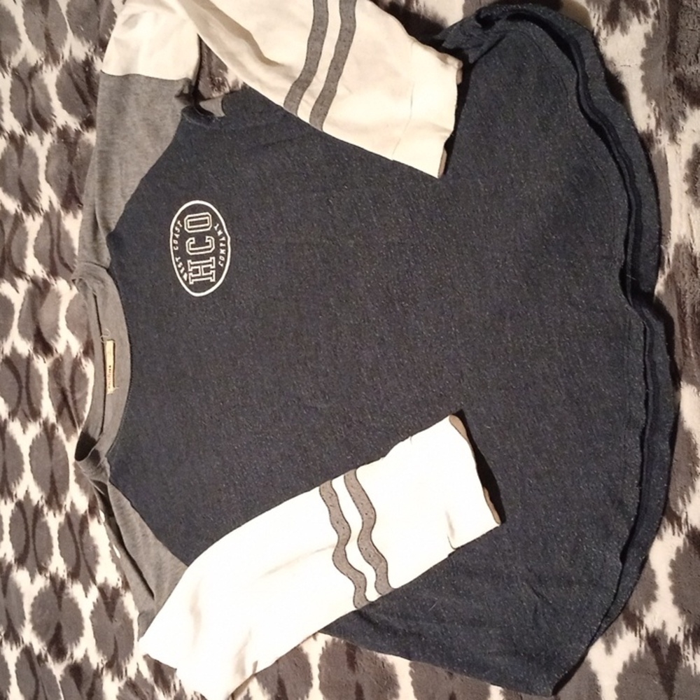 Hollister shirt